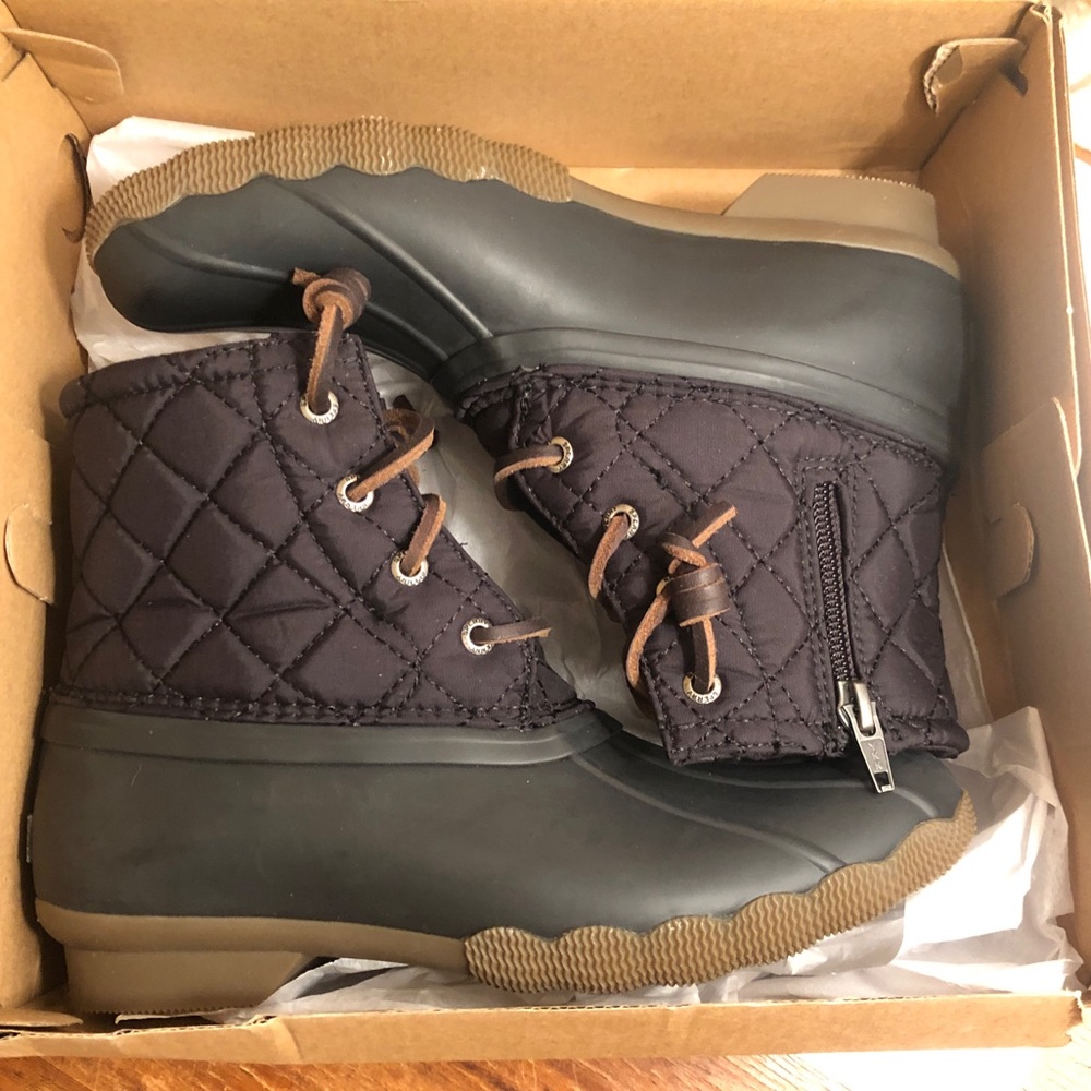 SPERRY GIRL SALTWATER QUILTED BOOT new in box black and brown rain boot perfect
